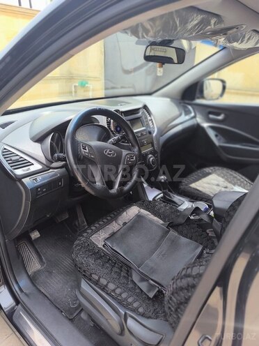 Hyundai Santa Fe-8