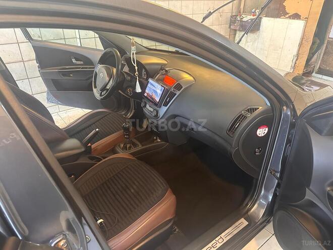 Kia Ceed-18