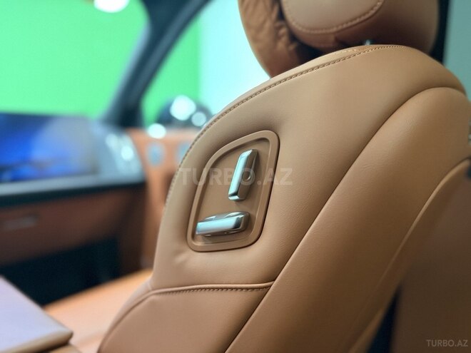 Li Auto L9-19