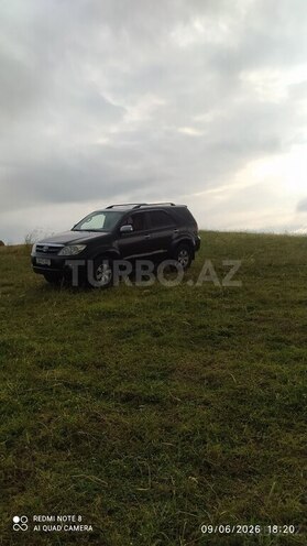 Toyota Fortuner-2