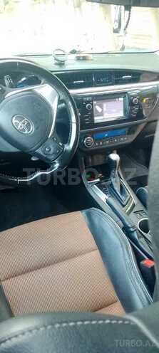 Toyota Corolla-10