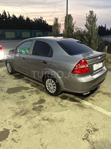 Chevrolet Aveo-6