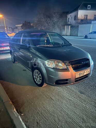 Chevrolet Aveo-3