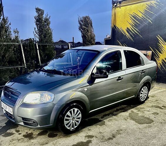 Chevrolet Aveo-7