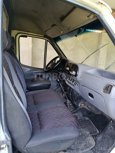 Ford Transit-6