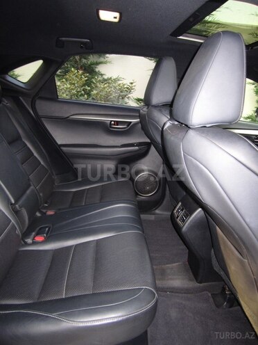 Lexus NX 300-11