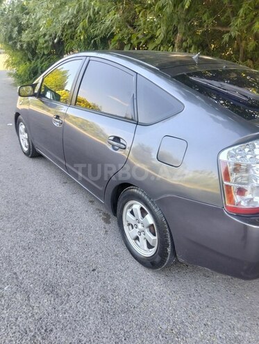Toyota Prius-10