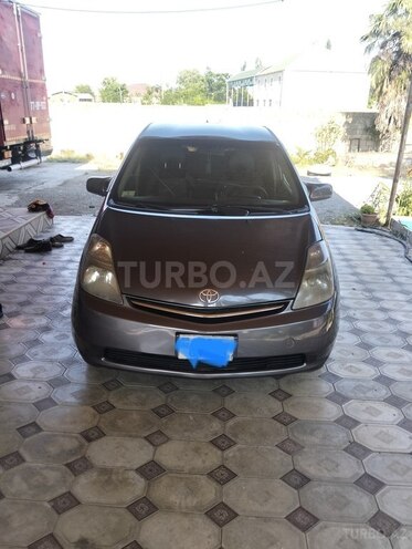 Toyota Prius-17
