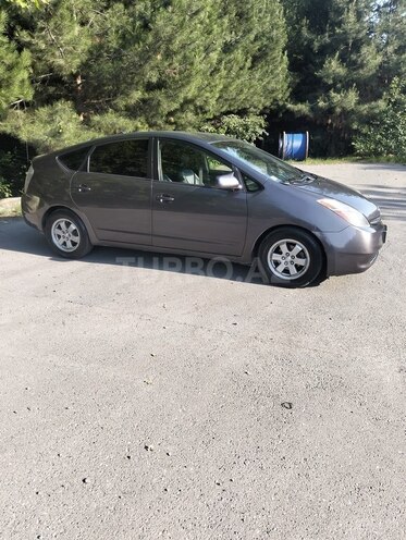 Toyota Prius-9