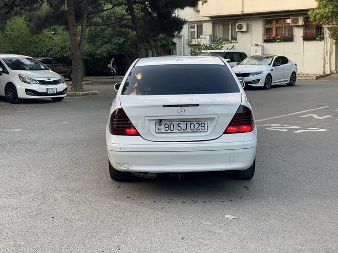 Mercedes C 200-3