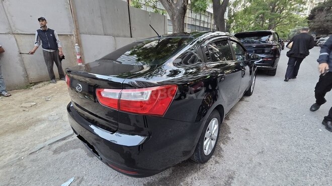 Kia Rio-7