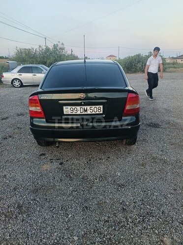 Opel Astra-7