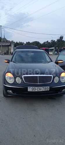 Mercedes E 270-1