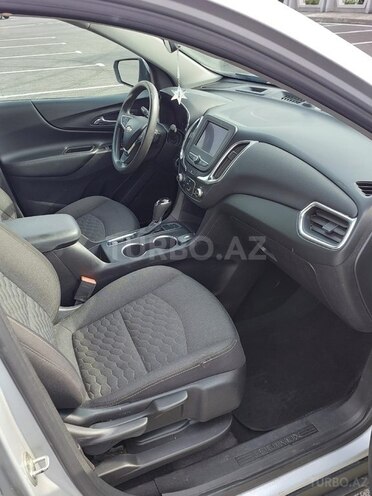 Chevrolet Equinox-12