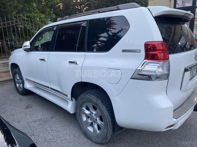 Toyota Land Cruiser Prado-2