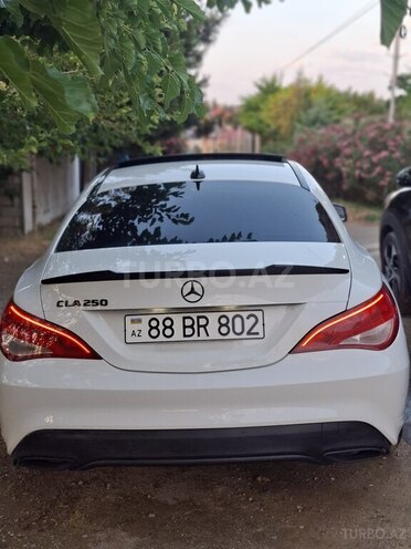 Mercedes CLA 250-2