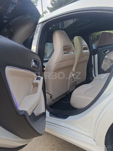 Mercedes CLA 250-15