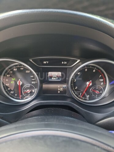 Mercedes CLA 250-19
