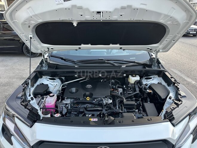 Toyota RAV4-27