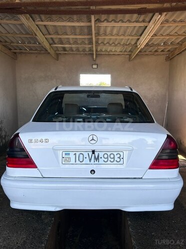 Mercedes C 240-4