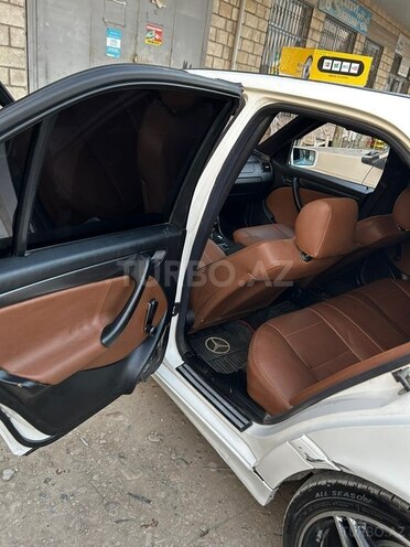Mercedes C 240-8