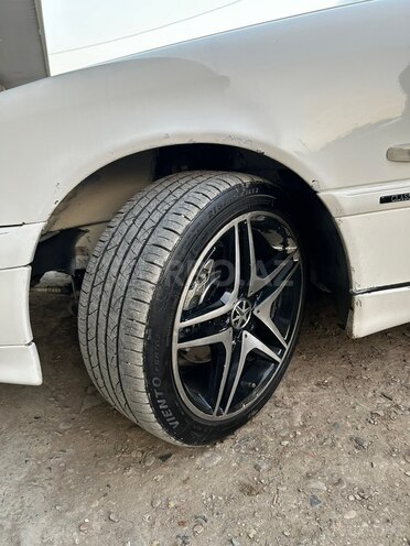 Mercedes C 240-10