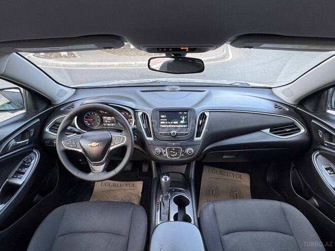 Chevrolet Malibu-12