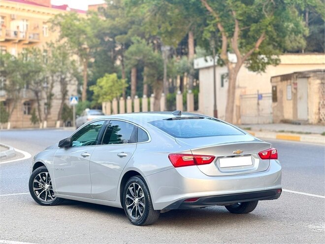 Chevrolet Malibu-4