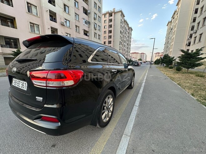 Kia Sorento-8