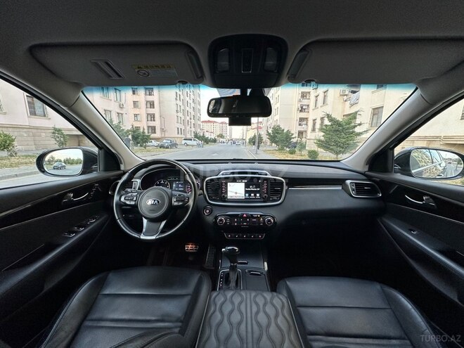 Kia Sorento-14