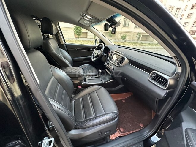 Kia Sorento-15