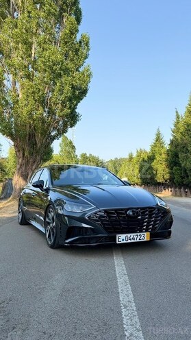 Hyundai Sonata-5