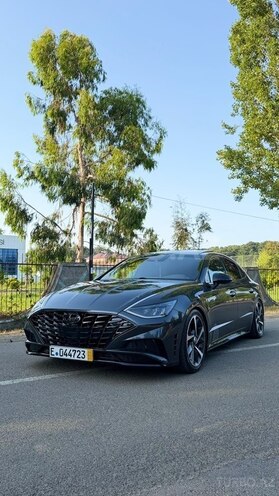 Hyundai Sonata-6