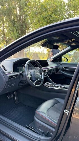 Hyundai Sonata-16