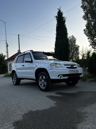 Chevrolet Niva-3