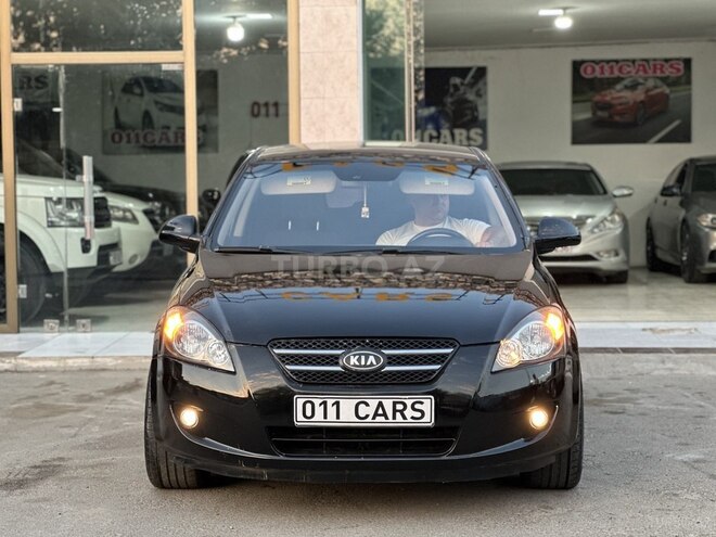 Kia Ceed-1