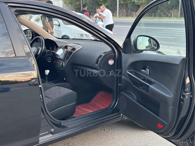 Kia Ceed-17