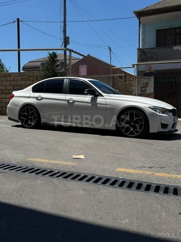 BMW 325-2