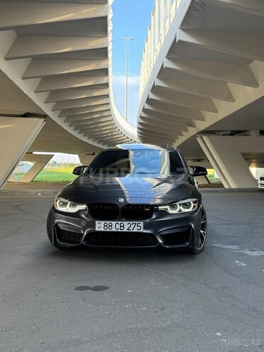 BMW 330-2