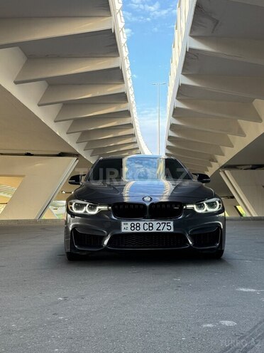 BMW 330-1