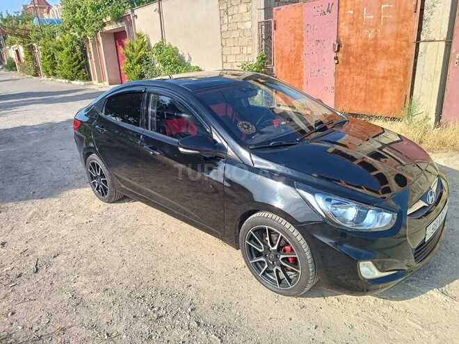 Hyundai Accent-3