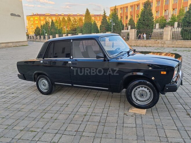 LADA (VAZ) 2107-13