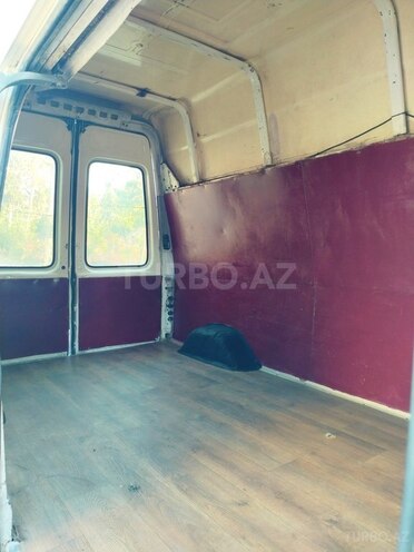 Ford Transit-14
