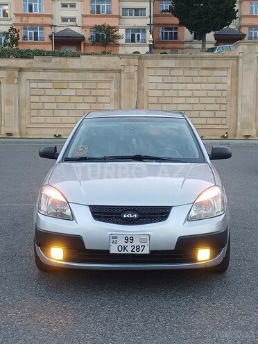 Kia Rio-2