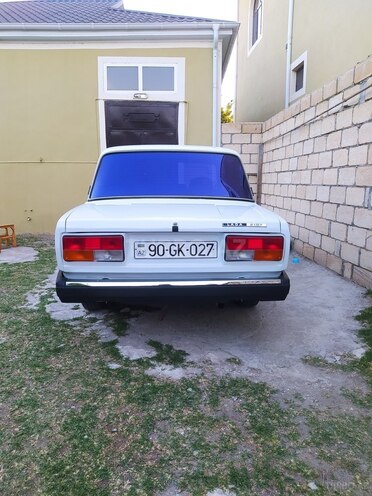 LADA (VAZ) 2107-4