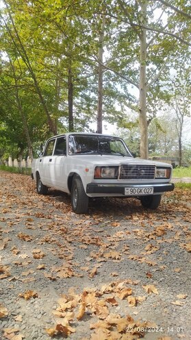 LADA (VAZ) 2107-5