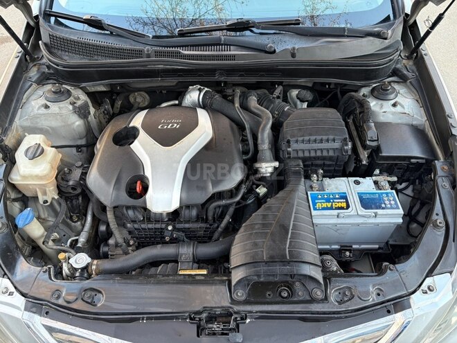 Hyundai Sonata-6