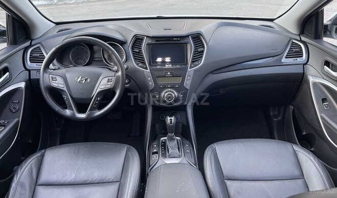 Hyundai Santa Fe-8