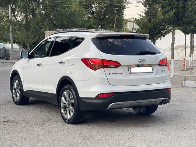 Hyundai Santa Fe-5
