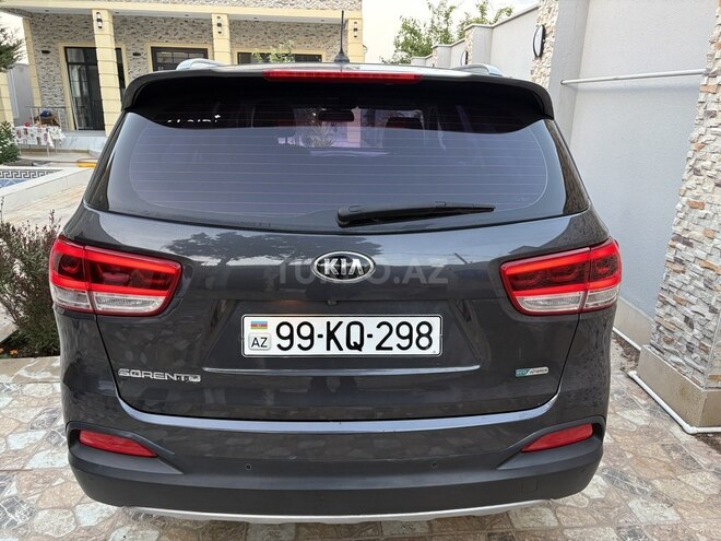 Kia Sorento-2